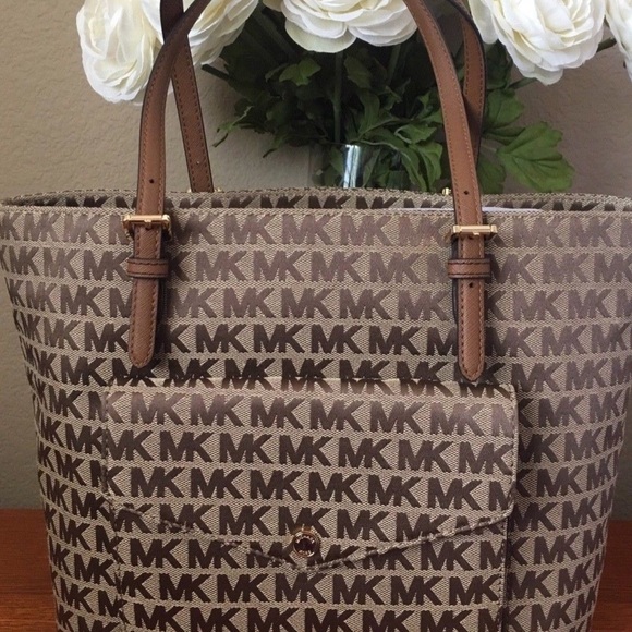 NWT Michael Kors Lg BG/EB/LUGG Jacquard Brown Tote - Picture 7 of 8